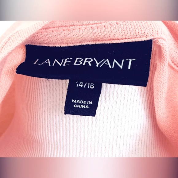 Lane Bryant Peach Max swing mocked yoke top 14/16 . 3/$15 - Picture 4 of 9